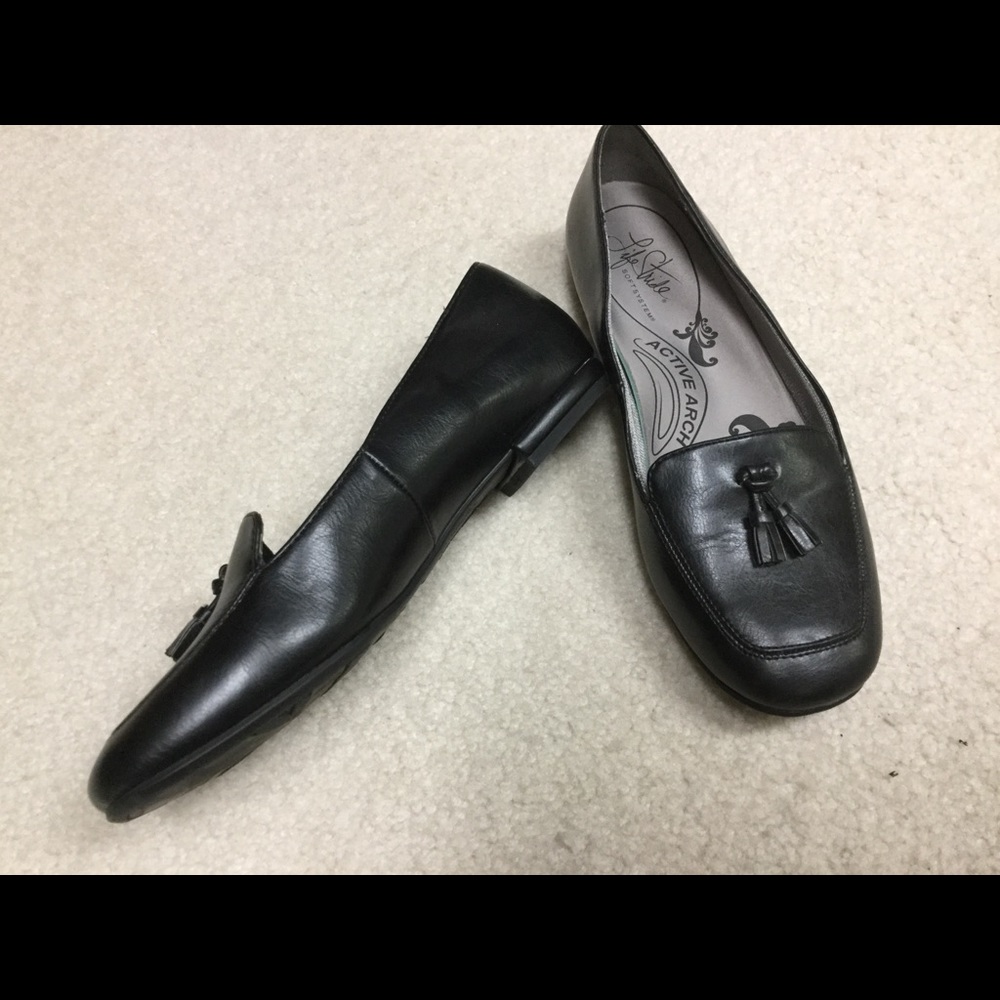 Life Stride black leather mocassins